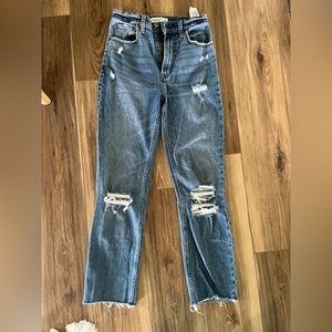 Abercrombie Ankle Straight Ultra High Rise Distressed Jeans